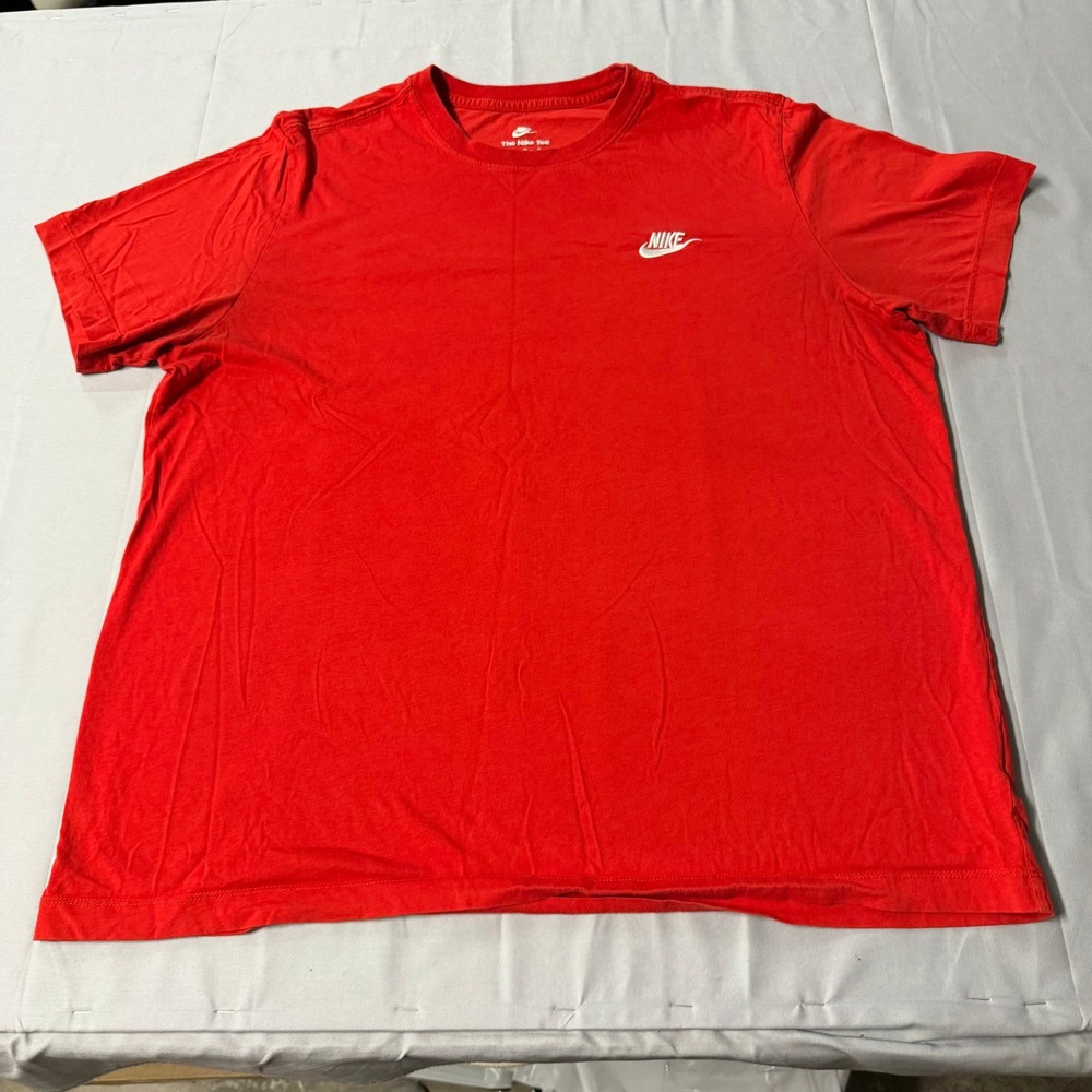 Nike Mens The Nike Tee Red Short‎ Sleeve Futura Logo Graphic T-Shirt XL